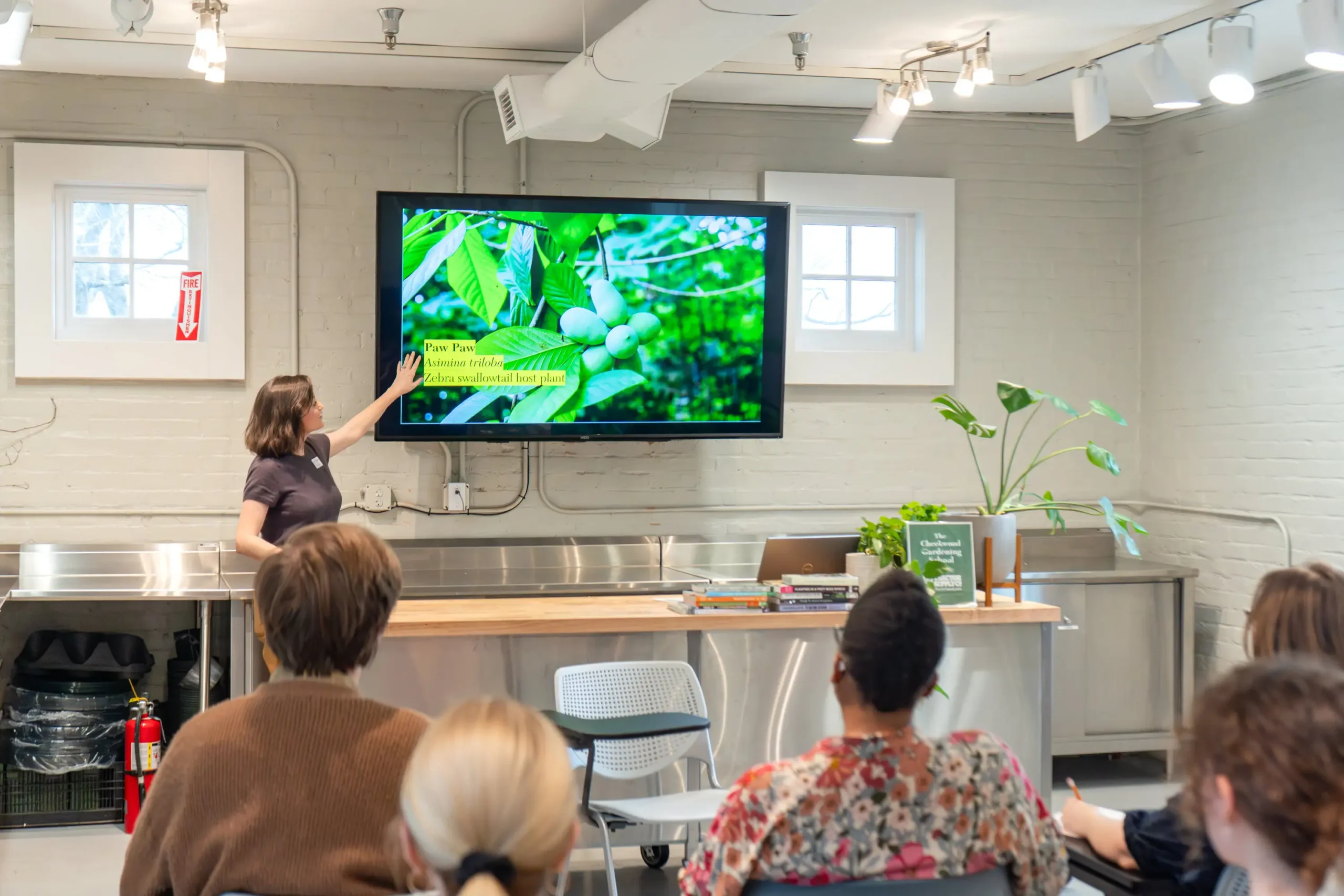 Pollinator Roundtable-001