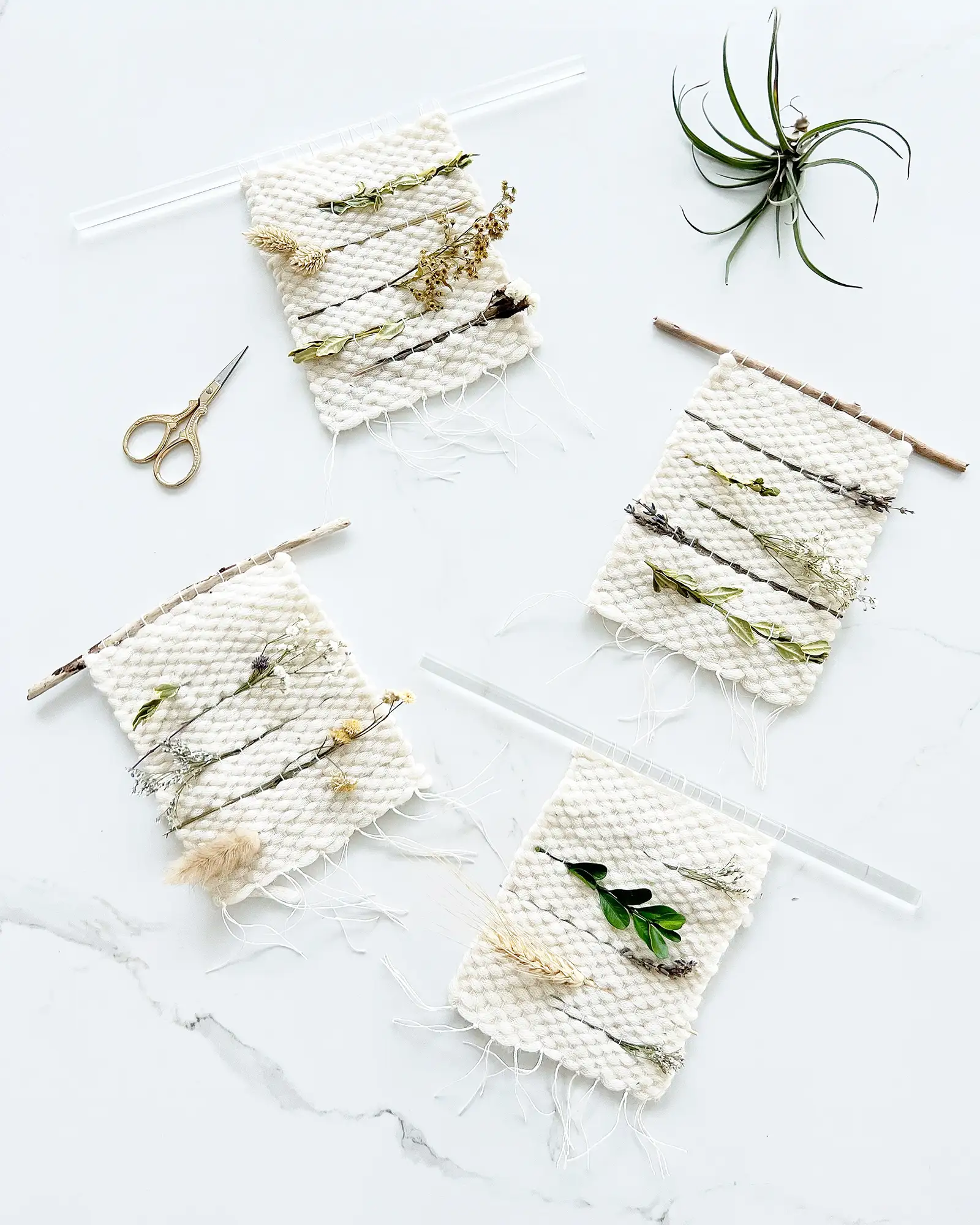 Wall mount weaving workshop image